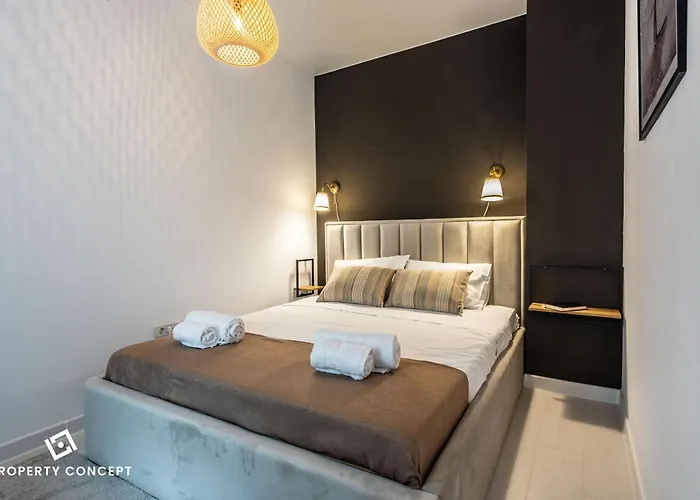 1011 Apartment