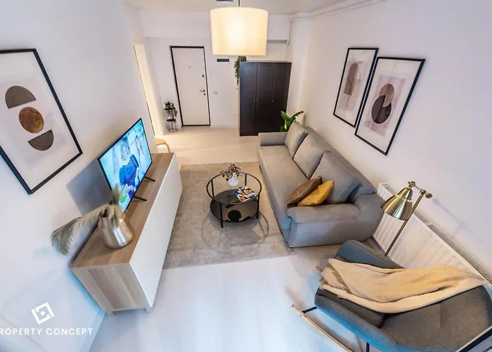 1011 Apartment *