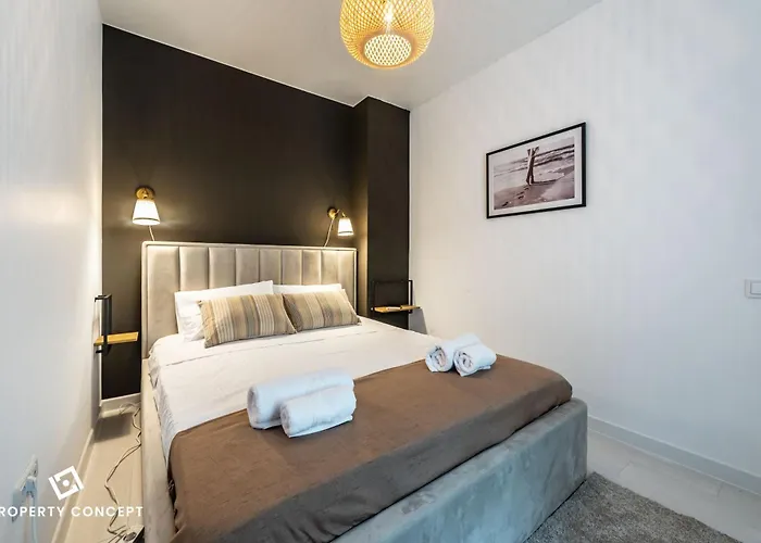 Apartament 1011 *