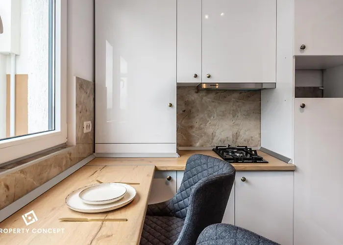 Apartment 1011 *